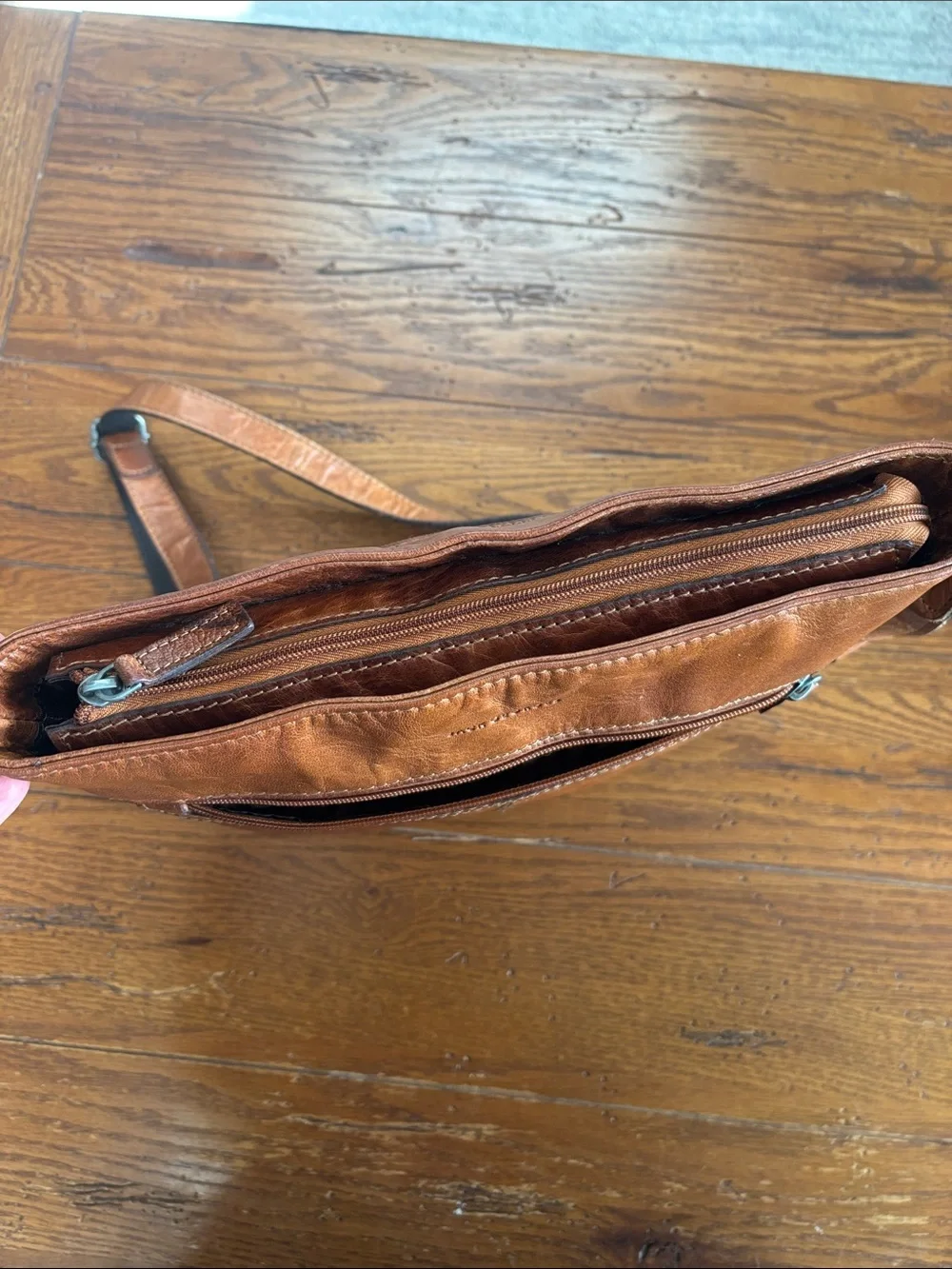 Jack Georges Voyager Honey Brown Buffalo Leather Cross Body Bag Travel Purse